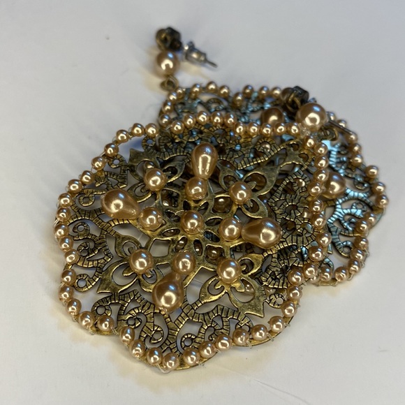 Chunky Earrings - Picture 4 of 5